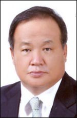 김충호(기업인/현대자동차사장)
"모터쇼의 중심은 자동차이다. 가족이 함께 즐길 수 있는 행사가 되도록 모터쇼에 레이싱 모델을 배치하지 않았다.”