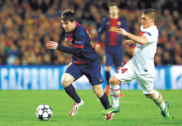 리오넬메시(LionelMessi/축구선수/FC바르셀로나)
Not even a sore hamstring stopped him from helping Barcelona rally Wednesday for a 1-1 draw with Paris Saint-Germain and a place in the Champions League semifinals.