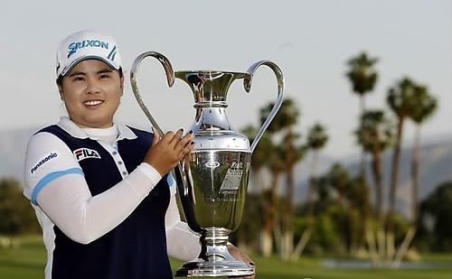 박인비(골퍼)
South Korean LPGA Tour star Park In-bee is the new world No. 1 in women's golf.