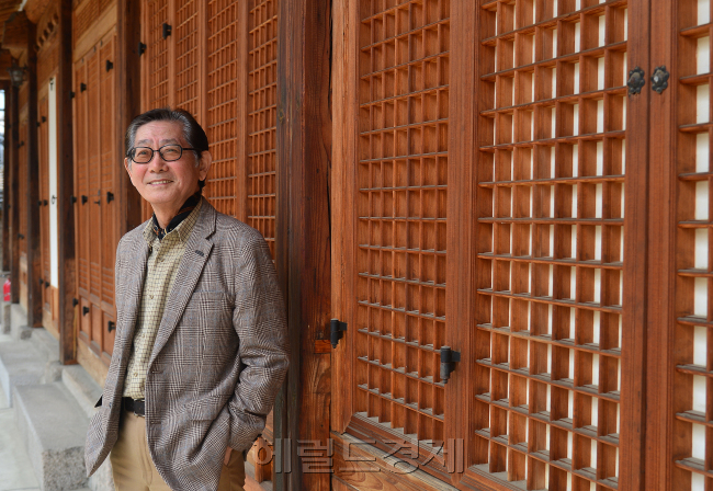 전무송 인터뷰.<br />이상섭 기자. babtong@heraldcorp.com 2013.04.08
전무송 인터뷰.
이상섭 기자. babtong@heraldcorp.com 2013.04.08
전무송 인터뷰.
이상섭 기자. babtong@heraldcorp.com 2013.04.08