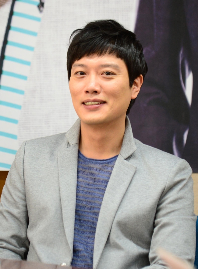 박희순(영화배우/연극배우)
배우 박희순이 ‘내 연애의 모든 것(SBS)’의 출연배우 가운데 ‘정치하면 잘 할 것 같은 배우’로 이민정을 꼽았다.