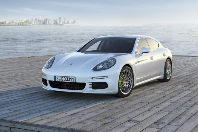 The Panamera S E-Hybrid.   Porsche AG