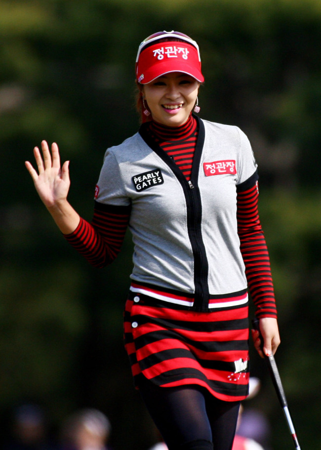 양수진(골퍼/정관장)
올해 첫 창설된 한국여자프로골프(KLPGA) 투어 넥센-세인트나인 마스터즈에서 초대 여왕에 오른 패셔니스타’ 양수진(22ㆍ정관장) 얘기다.