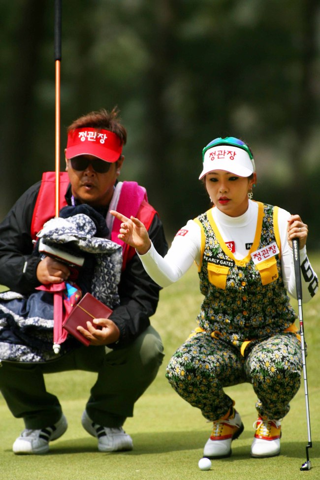 양수진(골퍼/정관장)
올해 첫 창설된 한국여자프로골프(KLPGA) 투어 넥센-세인트나인 마스터즈에서 초대 여왕에 오른 패셔니스타’ 양수진(22ㆍ정관장) 얘기다.