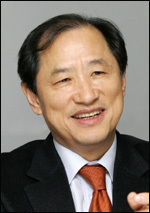 이상철(기업인/전대학총장/LG유플러스대표이사부회장/한국산업융합협회회장)
LG유플러스는 이상철 부회장이 22일 제58회 정보통신의 날을 맞아 정보통신대상을 수상했다고 밝혔다.