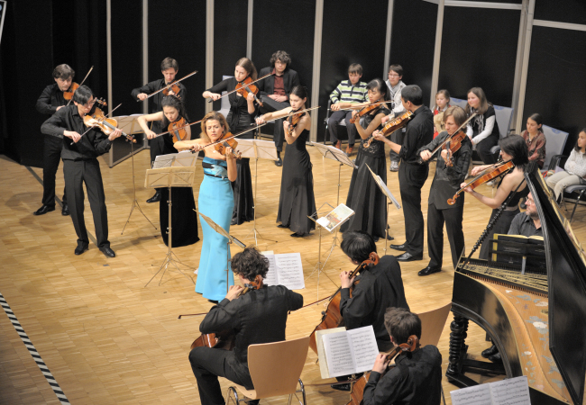 Anne-Sophie Mutter and Mutter Virtuosi.   Credia