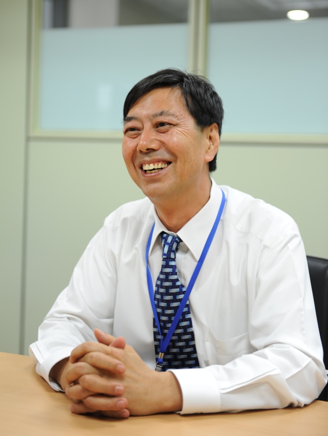 차근식(기업인/아이센스대표이사)
지난달 30일 강원도 원주 공장에서 만난 차근식<사진> 아이센스 대표는 확신에 찬 목소리로 회사 비전을 제시했다. 차 대표는 “아이센스의 경쟁력은 거래처만 언급해도 단박에 알 수 있다”고 말했다.