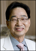 심찬섭(의사/교수/건국대학교병원교수)
건국대병원 소화기내과 심찬섭<사진> 교수가 한국인으로는 처음으로 소화내시경분야의 세계적인 권위지인 미국소화기내시경학회지(Gastrointestinal Endoscopy) 상임 편집위원으로 위촉됐다.