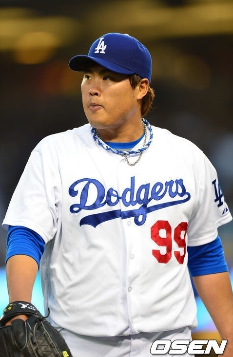 류현진(야구선수/LA다저스)
메이저리그 공식 홈페이지가 ‘코리안 몬스터’ 류현진(26, LA 다저스)의 활약을 인상깊게 다뤘다.