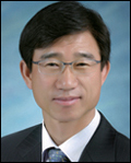 정준현(교수/대구대학교교수/한국주거학회회장)
정준현 대구대 실내건축디자인학과 교수가 지난달 30일 사단법인 대구실내디자이너협회(DGID) 제9대 회장으로 추대됐다.