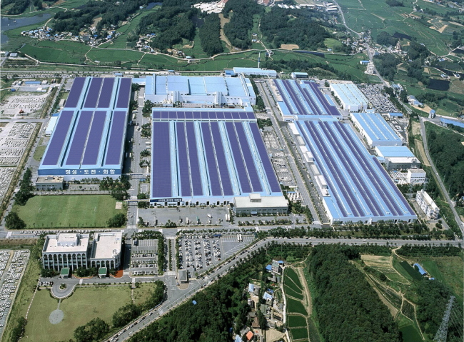 The artistic image of the planned rooftop solar power plant at Hyundai Motor’s Asan factory in South Chungcheong Province.    Hyundai Motor