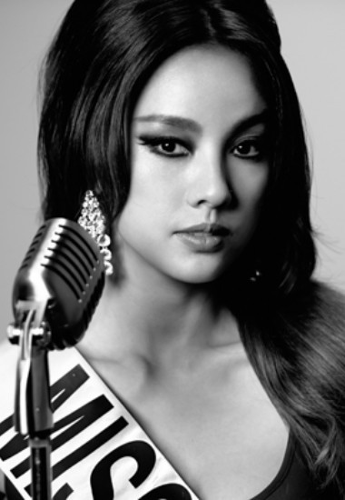 이효리(가수/핑클)
Singer Lee Hyori released a teaser of her new music video “Miss Korea” through her agency, B2M Entertainment’s official YouTube channel and music websites in South Korea on Thursday.