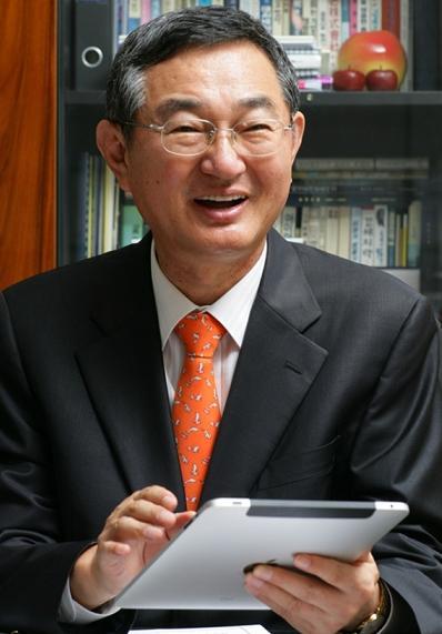 이경수(기업인/코스맥스회장)