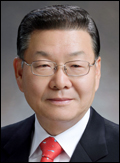 이기용(교육공무원/충청북도교육청교육감)
충청북도교육청(교육감 이기용·사진)은 5월부터 6월까지 각급학교별 ‘2013 통일한마당’ 행사를 진행한다고 6일 밝혔다.