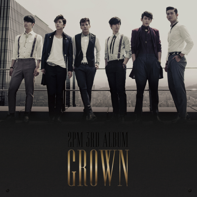 찬성(좌부터/황찬성/가수/탤런트/2PM),우영(장우영/가수/탤런트/2PM),준케이(김민준/가수/작곡가/2PM),준호(이준호/가수/음악PD/2PM),닉쿤(Nichkhun/가수/영화배우/2PM),택연(옥택연/가수/탤런트/2PM)
2PM의 새 앨범 ‘그로운(Grown)’이 6일 정오 온라인으로 공개됐다.