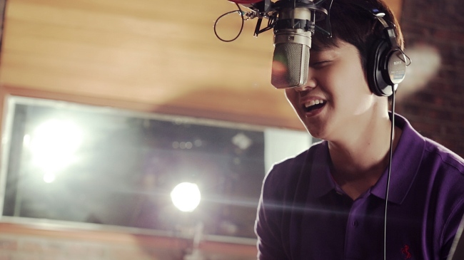 강균성(가수/노을)
상반기 ‘하지 못한 말’, ‘반창꼬’, ‘어떤가요’, ‘사랑이 아프다’ 등 음원차트를 점령했던 감성보컬 노을이 개별활동을 통해 다시 음원공습을 예고한다.