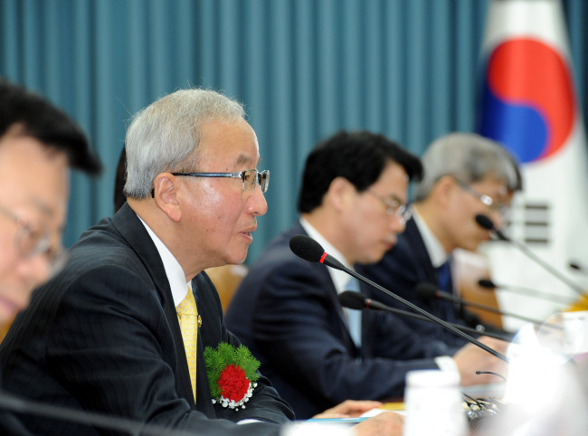 현오석(정무직공무원/기획재정부장관/부총리)
현오석 경제부총리가 확정된 추가경정예산을 조기 배정하겠다고 밝혔다.