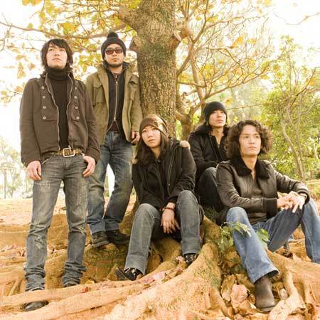 Japanese indie rock group HY.   HY
Japanese indie rock group HY.   HY