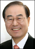 박종수(금융인/금융투자협회회장/국제증권업협회협의회회장)
박종수 한국금융투자협회장이 5월 7일부터 9일까지 호주 시드니에서 개최된 ‘제 26회 ICSA 연차총회’에서 국제증권업협회 협의회(ICSA) 회장으로 재선출됐다.