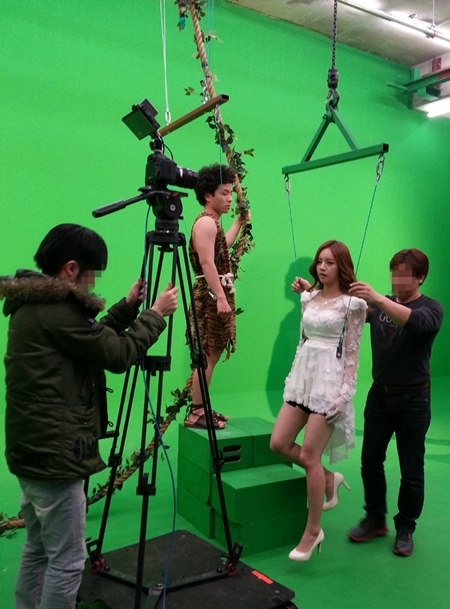 혜리(이혜리/가수/탤런트/걸스데이)
걸스데이 혜리가 남성그룹 원더보이즈의 ‘타잔(Tarzan)’ 뮤직비디오에서 제인으로 변신했다.