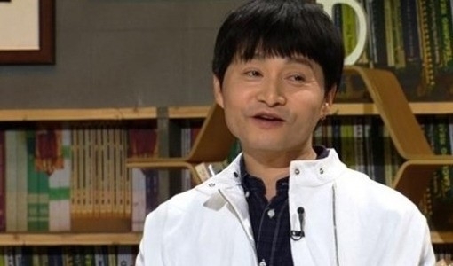김조광수(영화제작자/영화감독/청년필름대표)
19살 연하 동성연인과 전격 결혼 소식을 발표한 김조광수 감독이 ‘동성 결혼’ 논란에 대해 심경을 밝혔다.