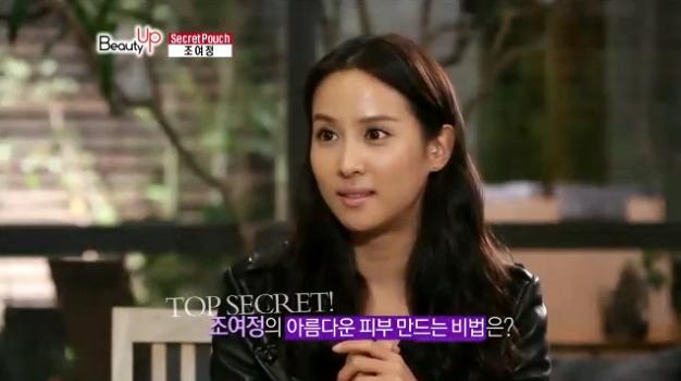 조여정(탤런트/영화배우)
배우 조여정이 피부 나이 측정 테스트에서 실제 나이보다 10살 어린 20대 피부를 가져 화제가 된 가운데 과거 언급한 피부관리 비법에 관심이 쏠리고 있다.