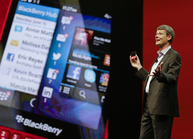 Thorsten Heins, president and CEO at BlackBerry speaks at Research In Motion’s annual conference in Orlando, Florida, Tuesday.   AP-Yonhap News