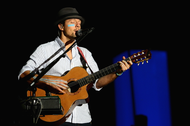 제이슨므라즈(JasonMraz/가수)
한국인에게 가장 사랑받는 싱어송라이터’ 제이슨 므라즈(Jason Mraz)가 여섯 번째 내한 공연을 성황리에 마쳤다.