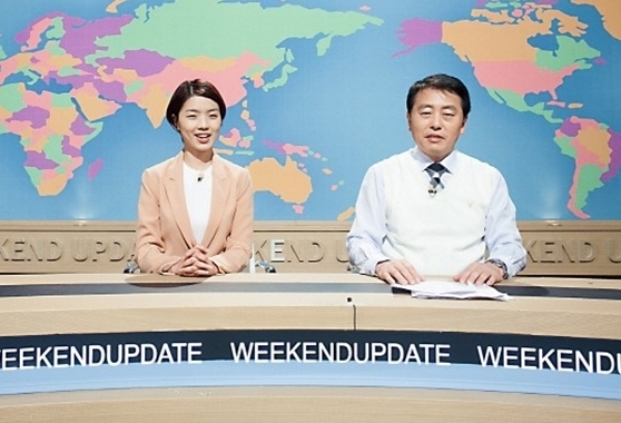 안영미(좌부터/개그우먼),최일구(전방송기자/전앵커)
SNS 시대에 온라인 커뮤니티는 여론을 움직이는 ‘또 하나의 힘’으로 등장했다. 그 중심에 보수와 진보 성향을 대표하는 ‘일베(일간베스트)’와 ‘오유(오늘의 유머)’가 있다.