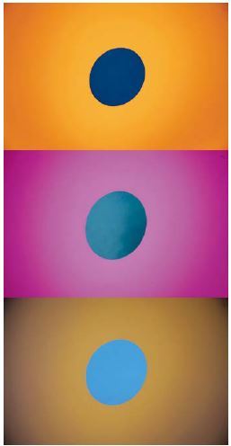 At James Turrell’s “Skyspace,” which opened last week in Korea inside Hansol Museum, one can have uninterrupted hours of watching the sky and its changing colors that stretch the boundaries of the blue palette that we know.