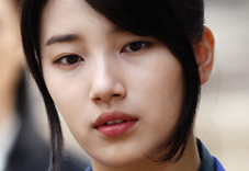 수지(배수지/가수/미쓰에이)
미쓰에이 수지가 드라마 ‘구가의 서’ 간담회 중 갑작스러운 눈물을 보였다.