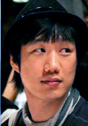 장경영(장윤정동생/전축구선수)
무리한 사업투자로 장윤정의 재산을 탕진한 것으로 알려진 동생 장경영 씨가 언론을 통해 최초로 심경을 밝혔다.