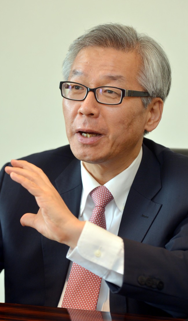 조희용 주캐나다대사<br />김명섭 기자 msiron@heraldcorp.com
Cho Hee-yong.   Kim Myung-sub/The Korea Herald