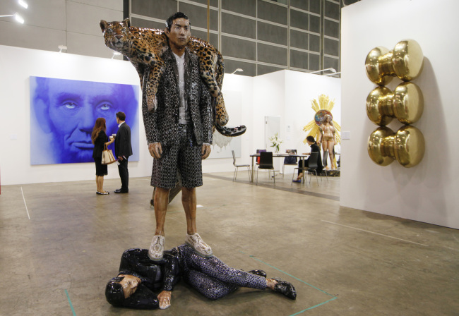 An installation titled “Aztec Pattern” created by Korean artist  Gwon Osang is on display at the Art Basel in Hong Kong, Saturday.    AP-Yonhap News