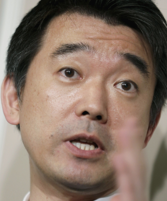 하시모토도루(HashimotoToru/정치인/전변호사/일본오사카시시장)
Osaka Mayor Toru Hashimoto, once seen as the potential prime minister of Japan, has become a lightning rod for international criticism with his remorseless remarks about the victims of wartime sexual slavery.
