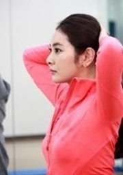 손은서(손지연/탤런트/영화배우)
배우 손은서 헬스장 포착 사진이 관심을 끌고 있다.