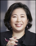 현정은(기업인/현대그룹회장)
현정은<사진> 현대그룹 회장이 31일 ‘자랑스러운 이화인’ 상을 수상했다.