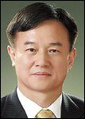 최평낙(기업인/한국중부발전/사장)
상반기 한국중부발전에 뽑힌 72명의 인턴 사원들이 완생(完生)의 기회를 얻었다.
인턴과정 수료 후 정규직으로 전환됐기 때문이다.