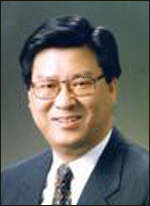 곽정근(정치인/국장/성남시 도시주택국장)
분당신도시는 모든 공동주택이 15년 이상 경과해 노후화가 심각한 상황이다. 노후 공동주택단지의 도시재생이 국가 차원의 체계적 준비와 대응이 필요한 이유다. 더구나 주택시장 환경 변화로 신축 공급에서 관리(유지관리-보수-리모델링)중심으로 시대가 바뀌면서 재고주택 수명 연장이 중요한 과제로 부상하고 있다.