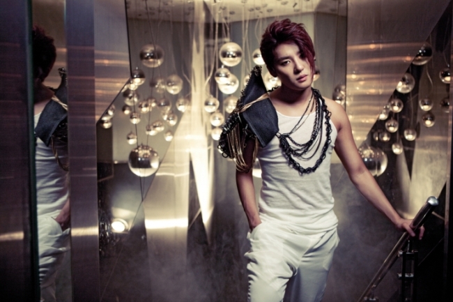준수(김준수/가수/뮤지컬배우/JYJ)
JYJ member Junsu is set to return to the local music scene next month with his second solo album, his agency said Monday.