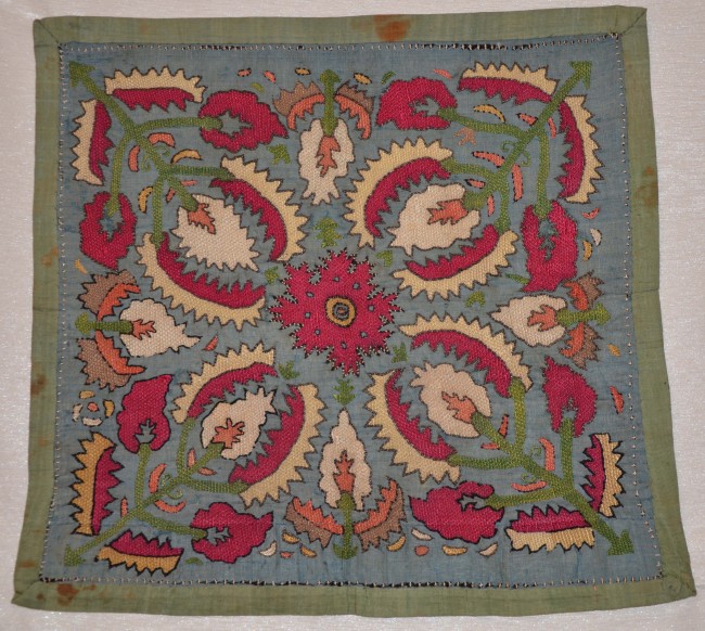 Turkish wrapping cloth “bohca” with pomegranate print, 19th century.   The Museum of Korean Embroidery