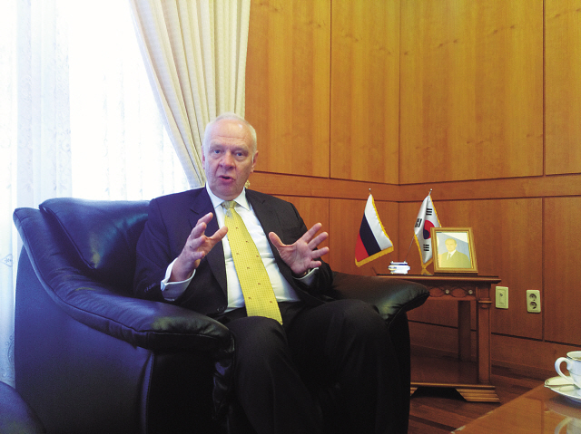 Russian Ambassador to Korea Konstantin V. Vnukov gestures during an interview with The Korea Herald at the
Russian chancery on Wednesday, one week before his country celebrates the 23rd anniversary of its National Day
on June 12. (Philip lglauer/The Korea Herald)