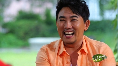 이승철(가수)
가수 이승철이 그룹 부활의 해체에 대한 숨겨진 이유를 공개했다.