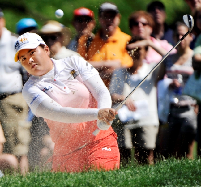 박인비(골퍼/KB금융그룹)
2013시즌 미국여자프로골프(LPGA) 투어 메이저대회에서 2연승을 거둔 박인비(25•KB금융그룹)가 '맏언니' 박세리(36•KDB금융그룹)도 뛰어넘을 태세다.