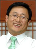 김성환(기초단체장/전정당인/서울특별시노원구구청장)
김성환<사진> 서울 노원구청장이 제26회 대한민국 지식경영인 대상 시상식에서 ‘지식경영인 지방자치단체장 부문 대상’을 수상했다.
