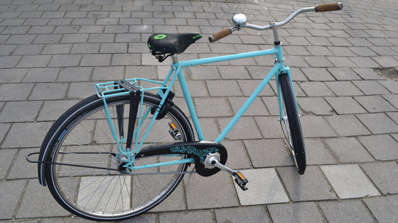 Upcycles are bicycles made with used frames.   www.upcycle.nl