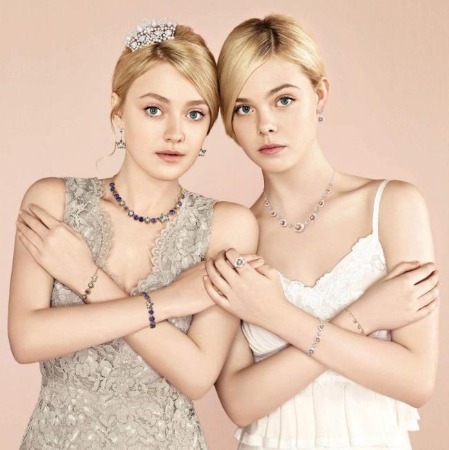 다코타패닝(좌부터/DakotaFanning/영화배우),엘르패닝(ElleFanning/영화배우)
A growing number of Hollywood stars make trips to South Korea to promote their films or boost the image of global brands. In 2013 alone, a dozen well-known celebrities flew to the country, and here‘s a list of the top figures.