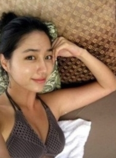 이민정(탤런트)
배우 이민정의 공항모습이 포착된 가운데 이민정의 과거 사진도 화제를 모으고 있다.