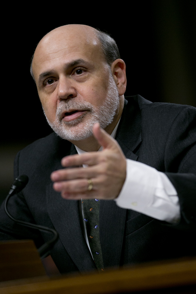 벤버냉키(BenBernanke/외국공무원/전교수/연방준비제도이사회의장)
Investors have begun pulling money out of emerging economies mainly because they think that the U.S. Federal Reserve central bank may be about to wind down its easy-money policy which has supported the economy and pushed funds into the financial system.