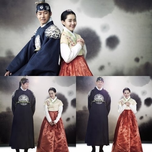 이상윤(좌부터/탤런트),문근영(영화배우/탤런트)
MBC 새 월화드라마 ‘불의 여신 정이’ 제작진은 17일 조선 최초 여성 사기장 유정 역을 맡은 문근영과 왕세자 광해 역의 이상윤의 사진을 공개했다 .